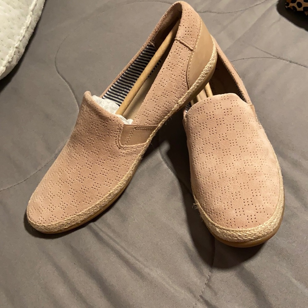 Clarks sand suede loafers, size 8.5, new